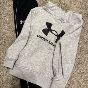 Under Armour Gray Pullover Hoodie Sweatshirt